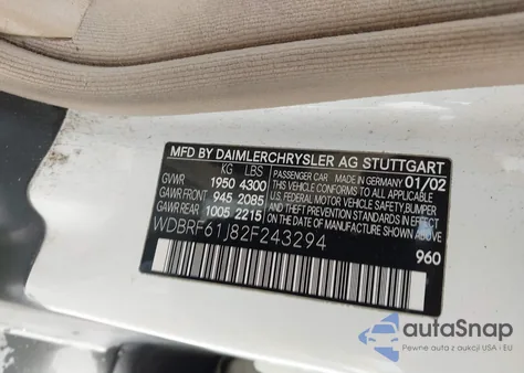 2002 Mercedes-Benz C 240 z USA, uszkodzony, nr VIN WDBRF61J82F243294